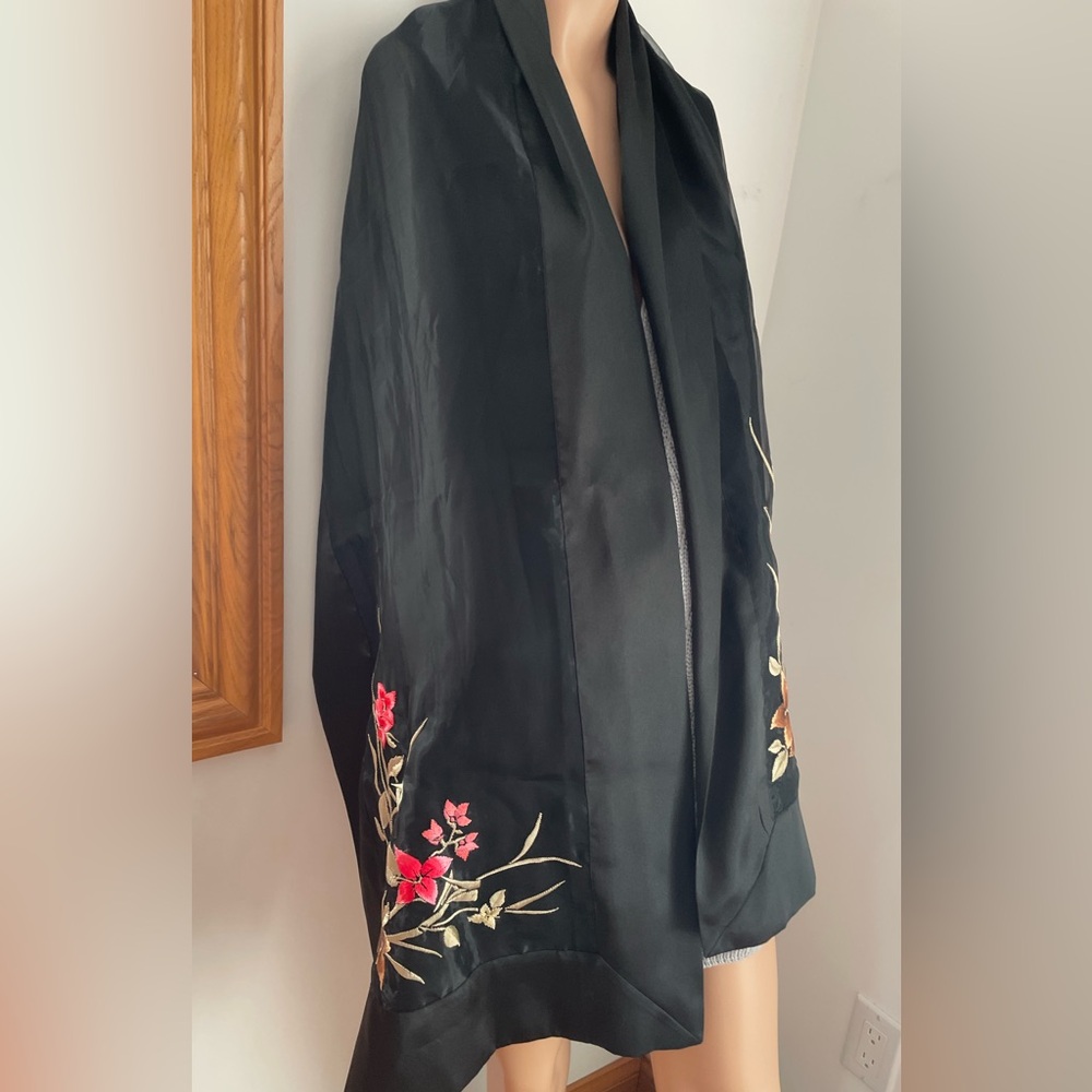 Embroidered black scarf shawl event wrap - Picture 7 of 8